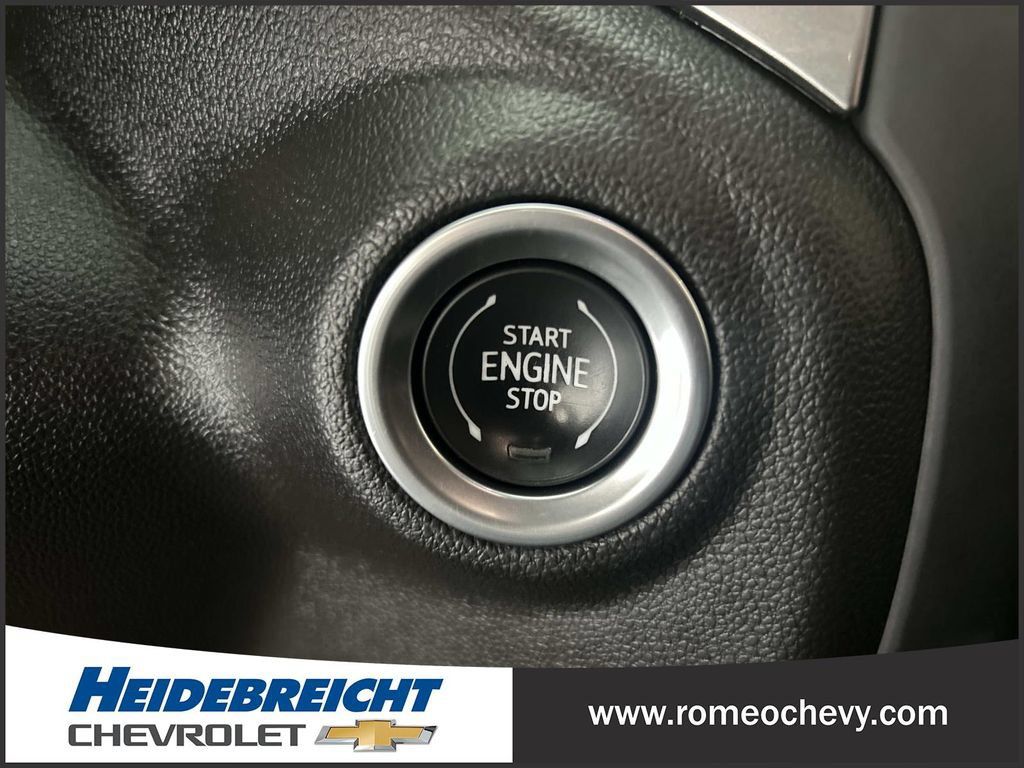 Certified 2022 Chevrolet Silverado 1500 LT w/ Convenience Package II AWD/4WD image 30