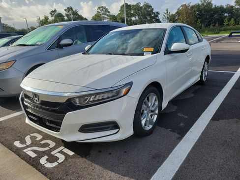Used 2019 Honda Accord LX image 4