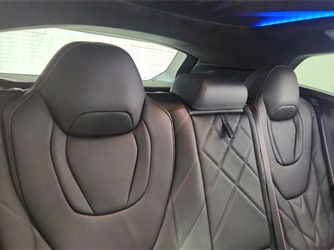 Used 2023 BMW XM image 25