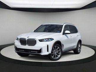 Used 2026 BMW X5 xDrive40i w/ Parking Assistance Package AWD/4WD video 1