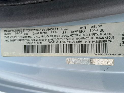 Used 2009 Volkswagen Beetle Coupe FWD image 44