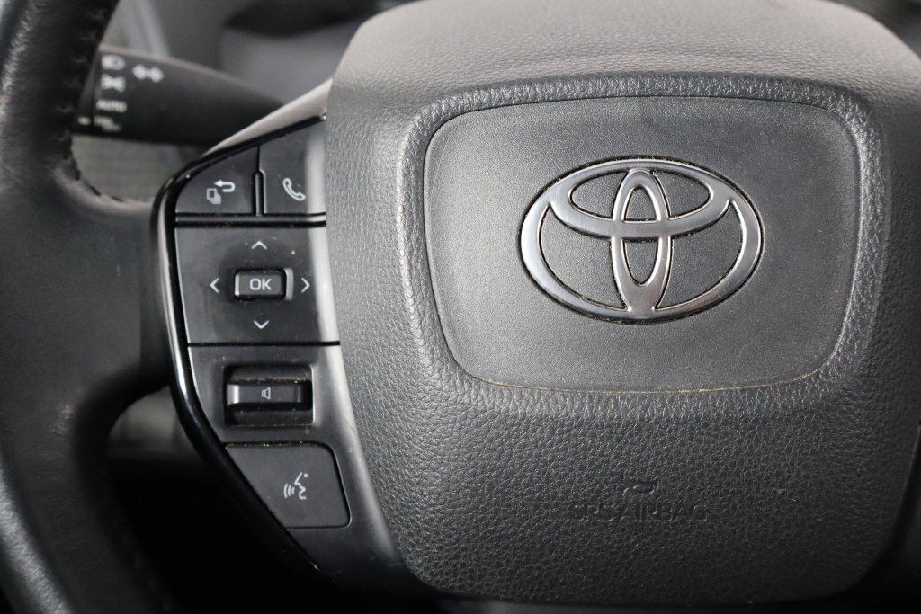 Used 2024 Toyota bZ4X AWD w/ Weather Package image 8