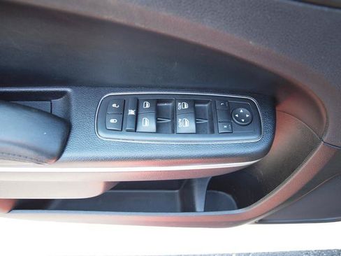 Used 2016 Chrysler 300 Limited AWD/4WD image 8