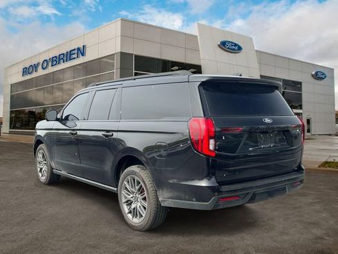 Certified 2025 Ford Expedition Max Platinum w/ Stealth Performance Package AWD/4WD image 5