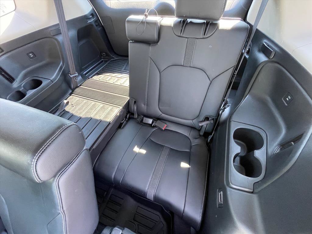 Used 2025 Honda Pilot EX-L image 25
