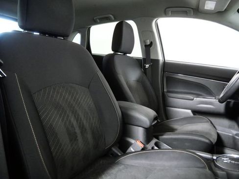 Used 2014 Mitsubishi Outlander Sport SE AWD/4WD image 11