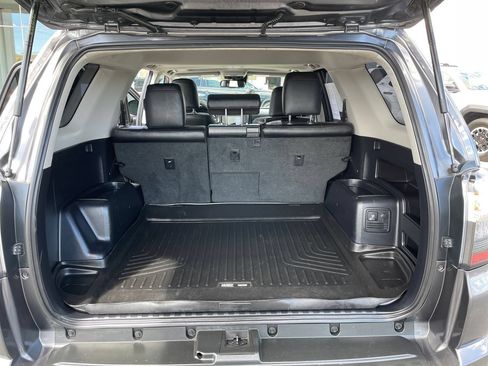 Certified 2023 Toyota 4Runner TRD Off-Road Premium w/ Moonroof Package AWD/4WD image 16