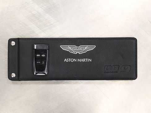 Used 2015 Aston Martin DB9 Volante Carbon Edition Convert image 6