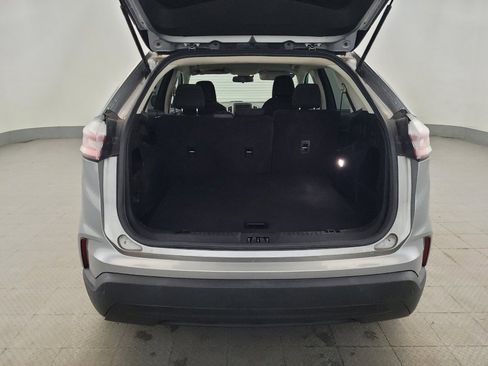 Used 2021 Ford Edge SE FWD image 29