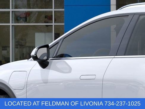 New 2026 Chevrolet Equinox EV LT image 12