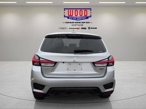 Used 2025 Mitsubishi Outlander Sport ES image 4