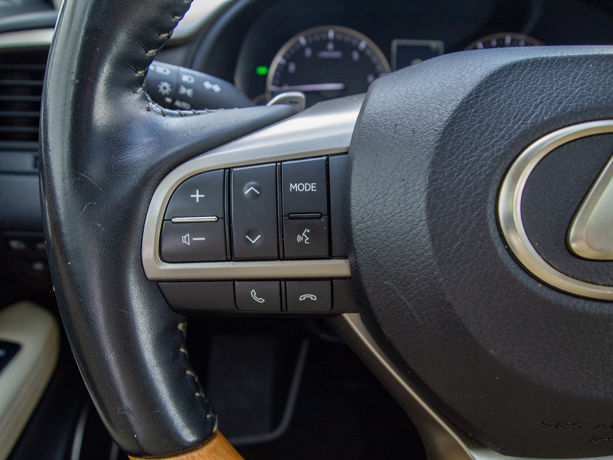 Used 2022 Lexus RX 350 FWD w/ Premium Package image 23