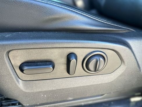 Used 2020 GMC Sierra 1500 SLT w/ SLT Premium Plus Package image 16