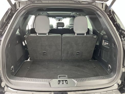 Used 2025 Ford Explorer ST AWD/4WD image 35