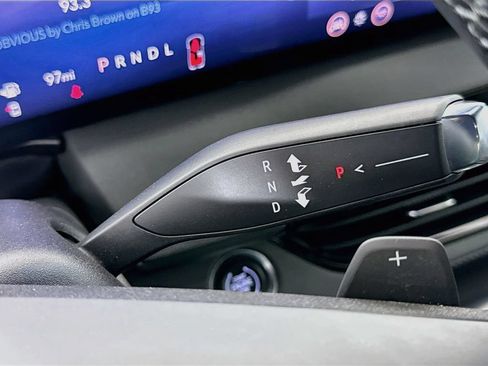 Used 2025 Buick Enclave Preferred FWD image 18