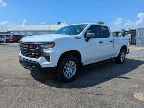 Used 2023 Chevrolet Silverado 1500 W/T w/ WT Value Package AWD/4WD image 8