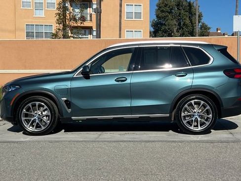 Used 2024 BMW X5 xDrive50e w/ Premium Package image 7