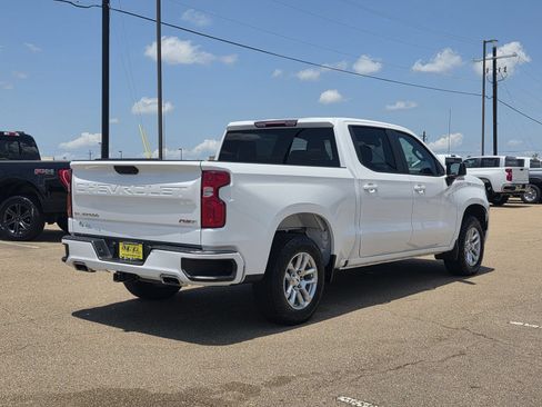 Used 2023 Chevrolet Silverado 1500 RST w/ Z71 Off-Road Package AWD/4WD image 5