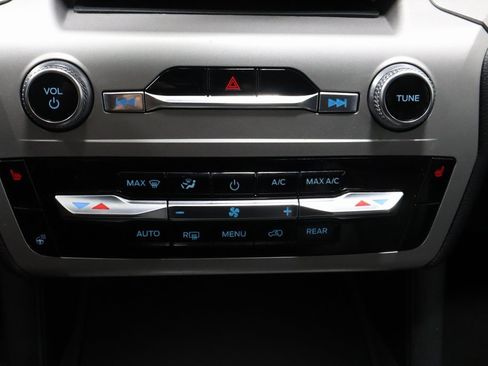 Certified 2022 Ford Explorer XLT w/ Equipment Group 202A image 30