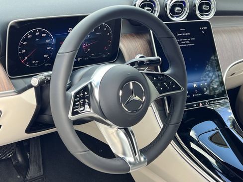 New 2026 Mercedes-Benz GLC 300 4MATIC image 21