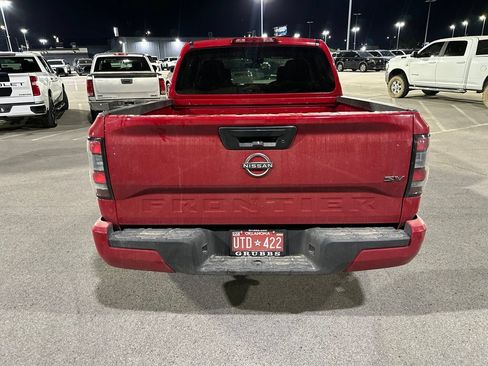 Used 2022 Nissan Frontier SV RWD image 6