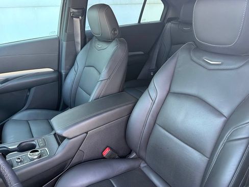 Used 2020 Cadillac XT4 Premium Luxury FWD image 9