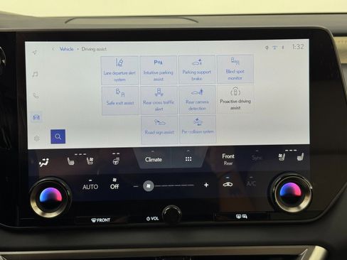 Used 2024 Lexus RX 350 Luxury w/ Convenience Package image 32