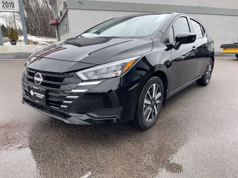 New 2025 Nissan Versa SV w/ Trunk Package image 1