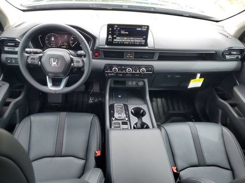 Certified 2025 Honda Pilot EX-L image 15