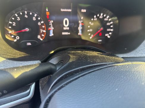 Used 2022 Jeep Compass Latitude FWD image 20
