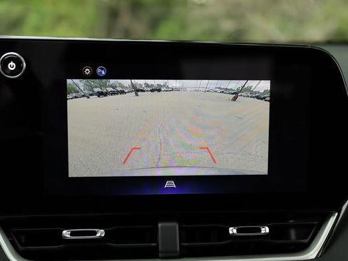 Used 2026 Chevrolet Equinox LT w/ LPO, Floor Liner Package FWD image 17