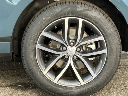 New 2026 Land Rover Range Rover Evoque S image 13