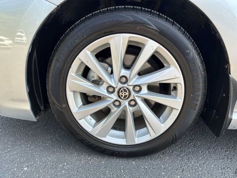 Used 2024 Toyota Camry SE FWD image 18