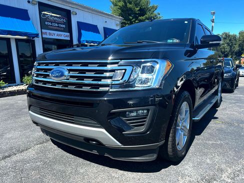 Used 2021 Ford Expedition XLT image 1