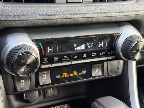 New 2025 Toyota RAV4 XSE w/ Advanced Technology Package image 18