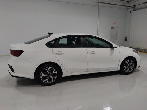 Used 2021 Kia Forte LXS image 10