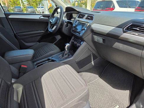 Used 2023 Volkswagen Tiguan S image 9