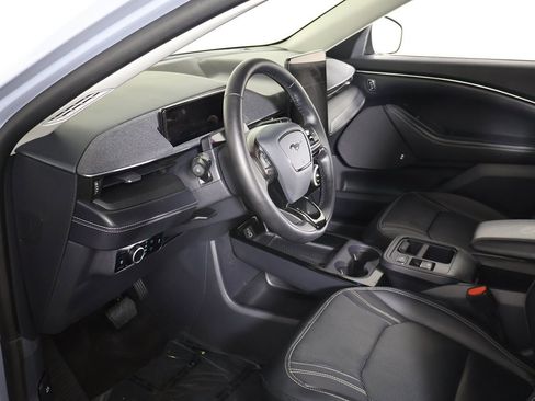 Used 2025 Ford Mustang Mach-E Premium image 26
