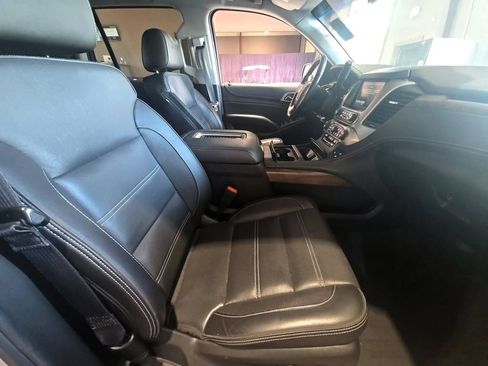 Used 2020 GMC Yukon Denali AWD/4WD image 9