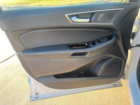 Used 2018 Ford Edge SEL w/ Equipment Group 201A image 11