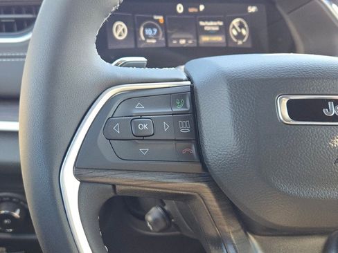 New 2025 Jeep Grand Cherokee Limited w/ Luxury Tech Group II image 33