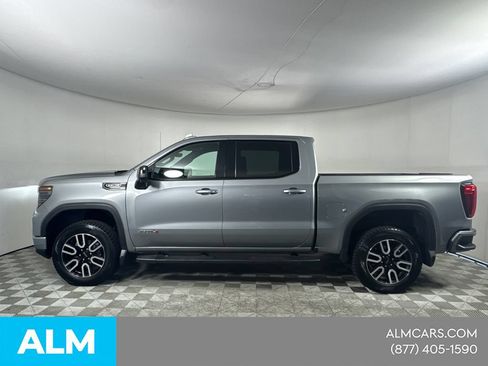 Used 2023 GMC Sierra 1500 AT4 w/ Technology Package AWD/4WD image 11