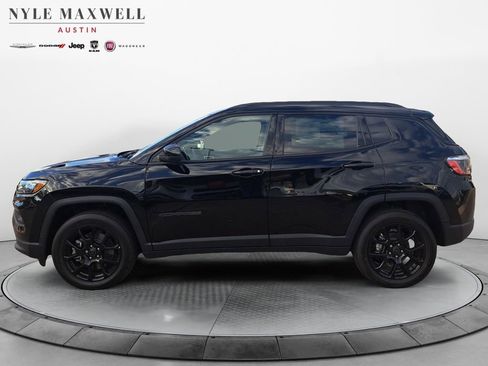 New 2026 Jeep Compass Latitude AWD/4WD image 13