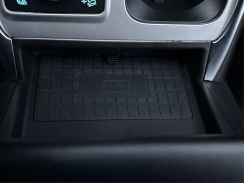 Used 2022 Ford Explorer Limited w/ Equipment Group 301A image 44