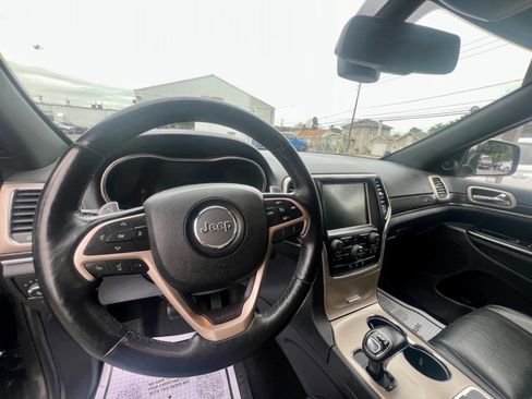Used 2015 Jeep Grand Cherokee Limited image 17