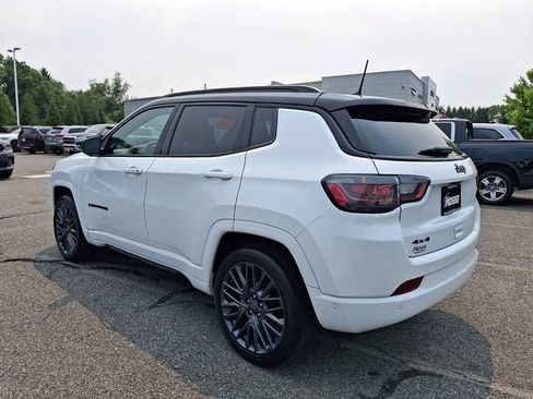 Used 2024 Jeep Compass Limited w/ Driver Assist Group I AWD/4WD image 4