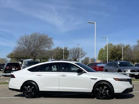 Certified 2025 Honda Accord Sport image 3