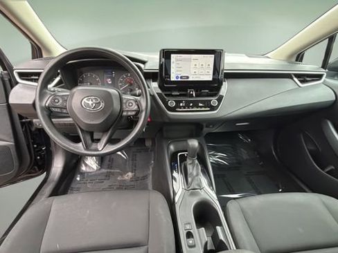 Used 2023 Toyota Corolla LE image 16