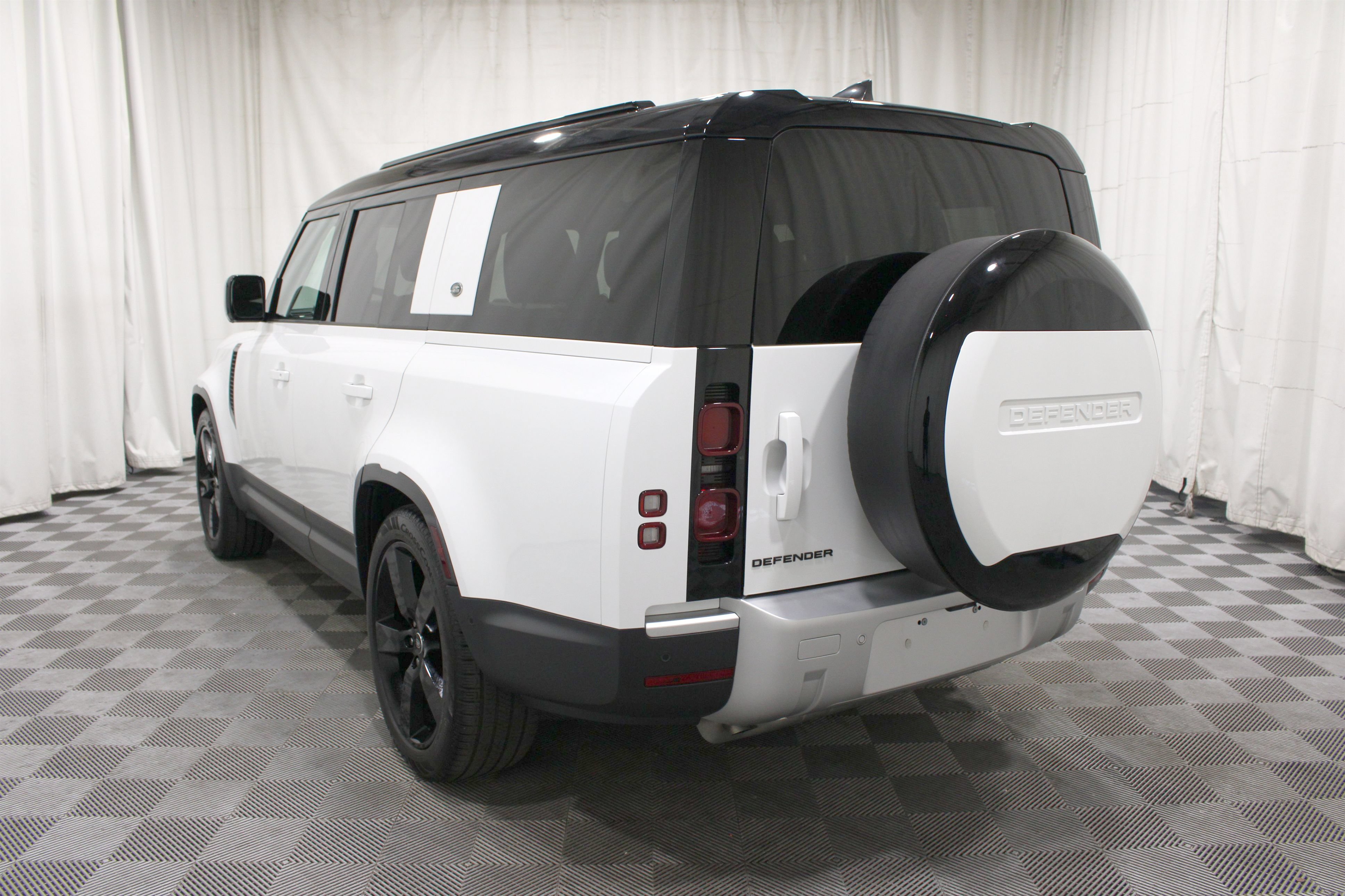 Used 2024 Land Rover Defender 130 S AWD/4WD image 30