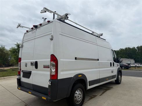 Used 2017 RAM ProMaster 2500 FWD image 11